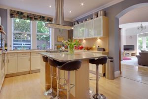 Kitchen/Breakfast/Diner- click for photo gallery